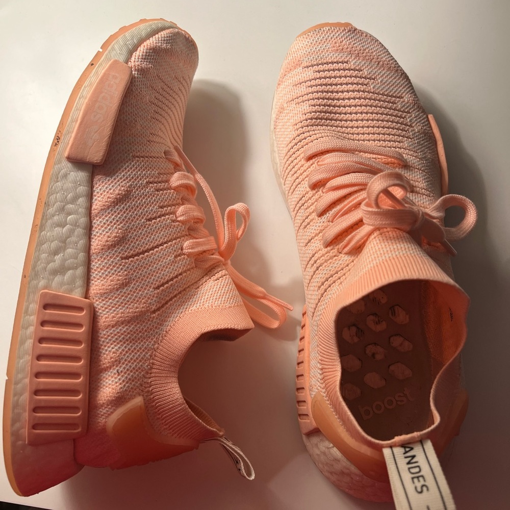 WOMEN ADIDAS NMD
